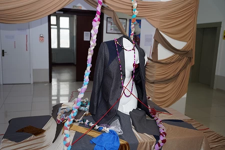 Экзамен как выставка: проект «SYZYQ»