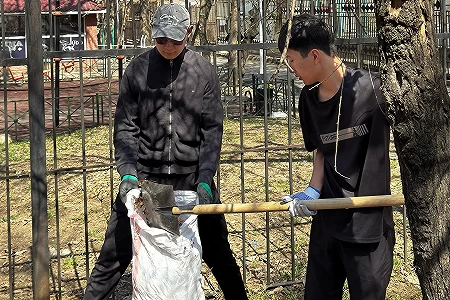 Студенты АТУ приняли участие в акции "Таза Қазақстан" 