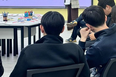 Студенттер арасында «Креативті ойлау және тұлғалық өсу: hard & soft skills дамыту» тақырыбында тренинг өтті.