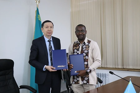 Global Partnership: University of Reading Professor Emmanuel Essa's visit to ATU.