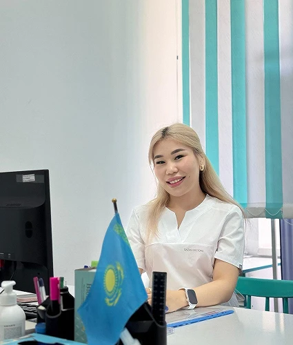 Әбілғазы Назерке